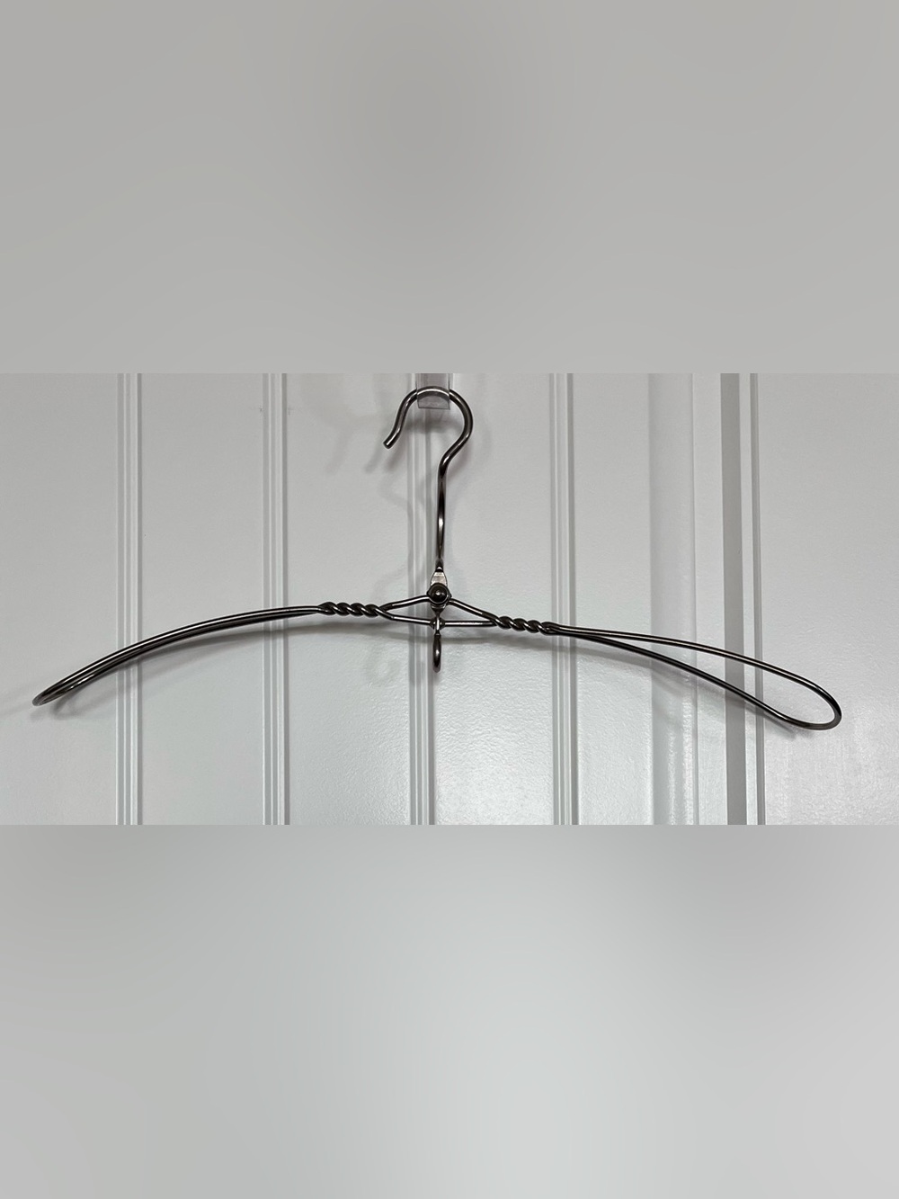 Antique Heavy Duty Twisted Metal Clothes Hanger with Shoulder Hangers and Hook
